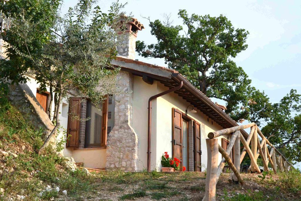 Agriturismo Istrice Innamorato Campello sul Clitunno Ruang foto