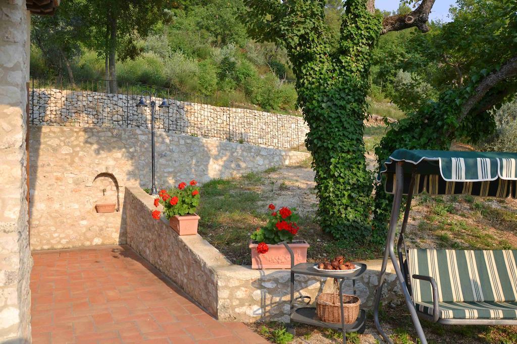 Agriturismo Istrice Innamorato Campello sul Clitunno Ruang foto